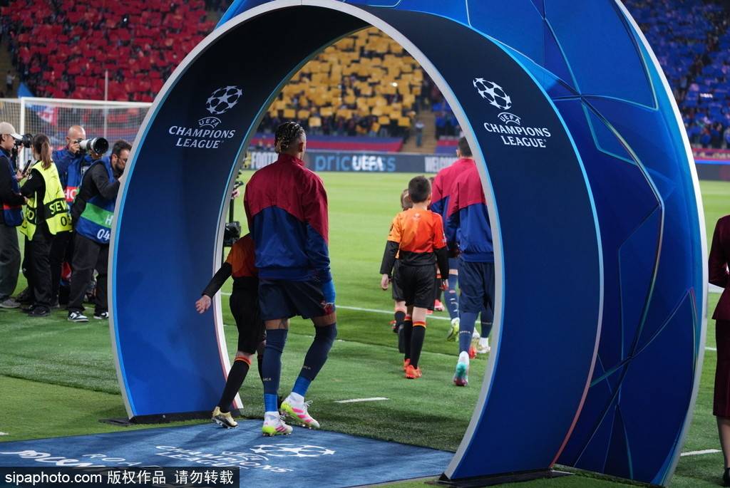 巴萨重建爆大料！弗里克钦点利物浦“魔翼”迪亚斯，4000万B计划曝光！